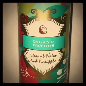 Victoria’s Secret “Island Waters” Rare Body Mist